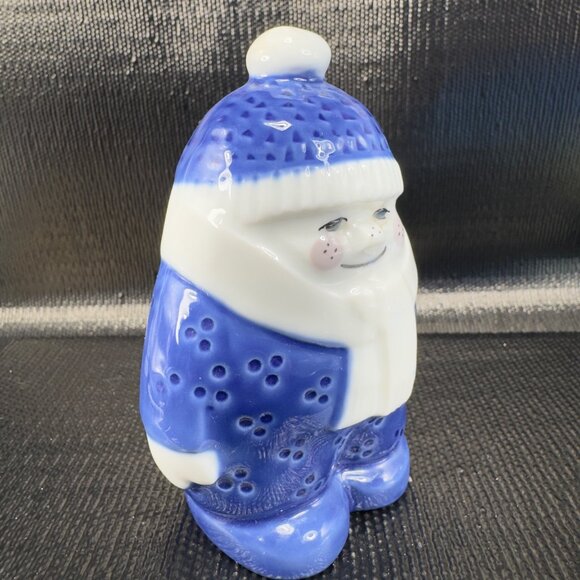Porsgrund Norway Boy Blue White Snowflake Porcelain Figurine Vintage Figure VTG - Picture 8 of 10